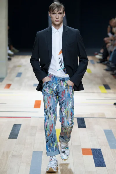 Look 41
